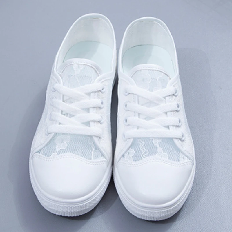 Дышащие дезодорирующие женские маленькие белые туфли с мелким вырезом, Летняя новинка 2023, Износостойкая женская повседневная обувь с мягкой подошвой