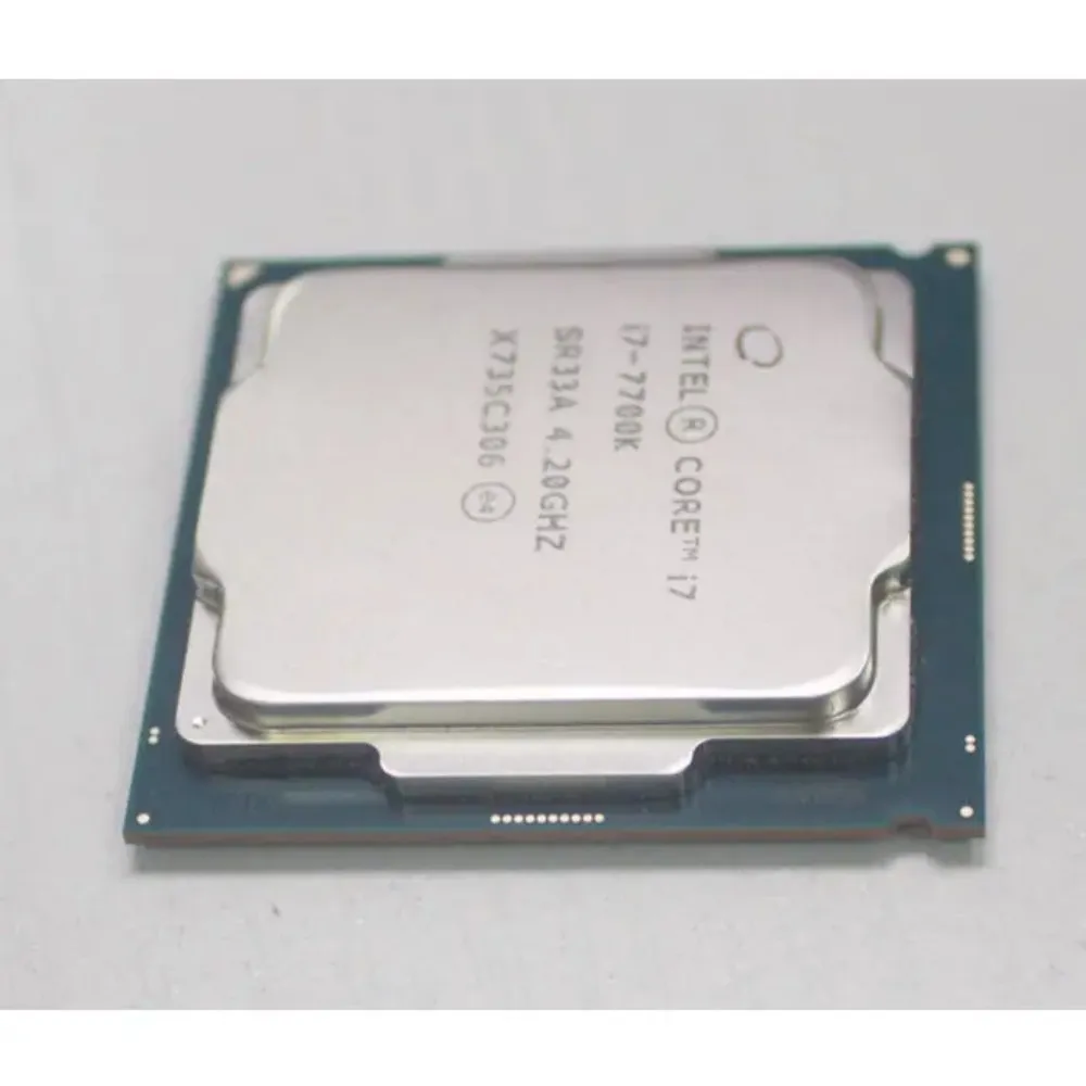 Intel Core i7-7700K i7 7700K с частотой 4,2 ГГц Используется Четырехъядерный Восьмипоточный процессор 8M 91W LGA 1151